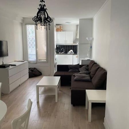 Paris 8Th, Bright, Very Good Location Apartment Exterior photo