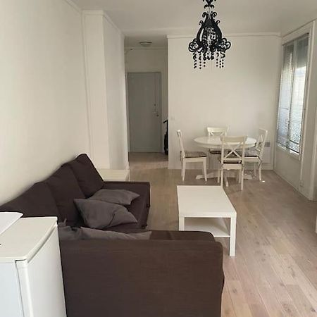 Paris 8Th, Bright, Very Good Location Apartment Exterior photo